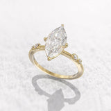 Luxurious Copper Embedded Imitation Moissanite Ring For Women Fashionable Geometric Pattern Light Luxury Ring Factory Direct