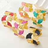 Electroplated Flowers Bangle for Women in 304 Stainless Steel with 18K Gold Plated Water Plating and 0.03µm Coating Thickness